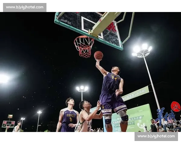 篮球赛场激情燃烧:从技巧训练到团队协作全面解析