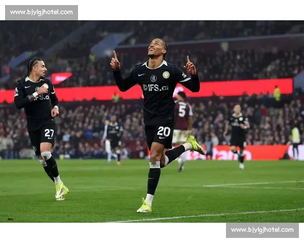 英超最新动态：曼联锋线调整和切尔西战术变革引关注